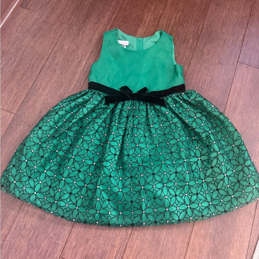 Girls Bonnie Jean Green Dress with Black Bow Accent
